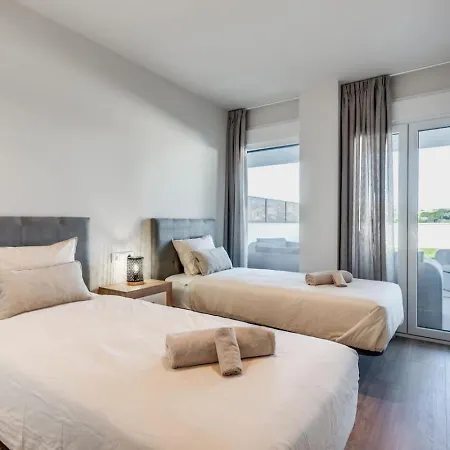 Apartment Apt. With Private Pool Wellingtonia *