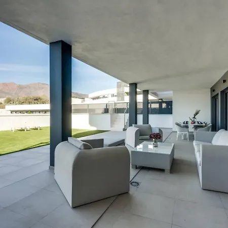 Apartment Apt. With Private Pool Wellingtonia Estepona